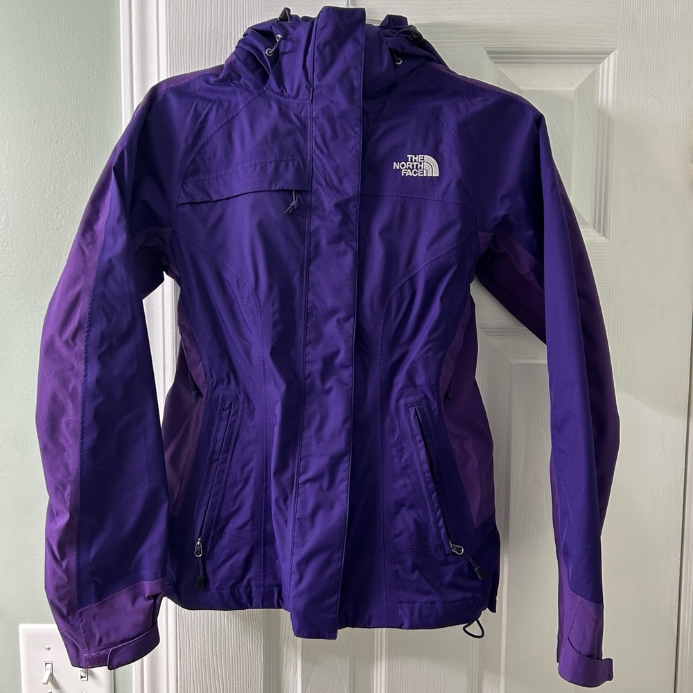 The North Face Women’s Purple HyVent Waterproof Jacket – Size XS